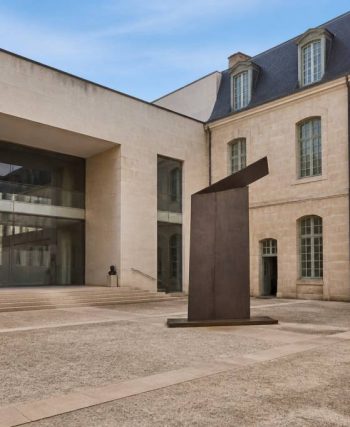 Centre national Jean Moulin à Bordeaux : visite, histoire et informations pratiques
