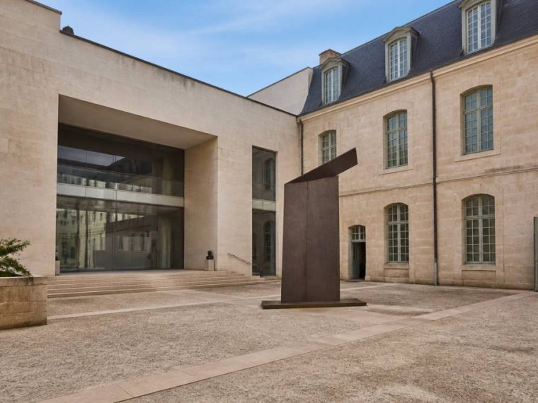 Centre national Jean Moulin à Bordeaux : visite, histoire et informations pratiques