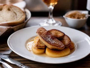 Spécialité culinaire pau : les plats à goûter lors d’un séjour gourmand